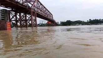 সিলেটে চোখ রাঙাচ্ছে বন্যা, বিপৎসীমা ছাড়িয়েছে সুরমা কুশিয়ারা