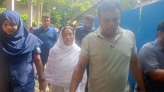 স্ত্রীর কোপে প্রাণ গেল স্বামীর!