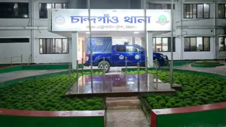 চট্টগ্রামে নিজ বাসায় প্রবাসী খুন, স্ত্রীসহ আটক ২