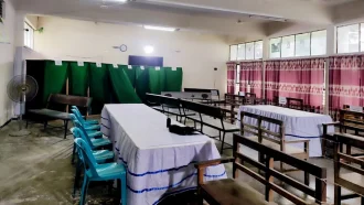 জাকসু নির্বাচন ৩৩ বছর পর আজ, প্রস্তুত ভোটকেন্দ্র