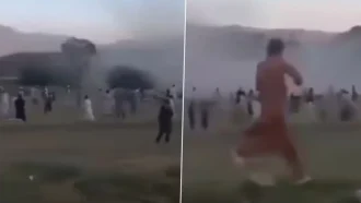 পাকিস্তানে ক্রিকেট ম্যাচ চলাকালে স্টেডিয়ামে বিস্ফোরণ, নিহত ১