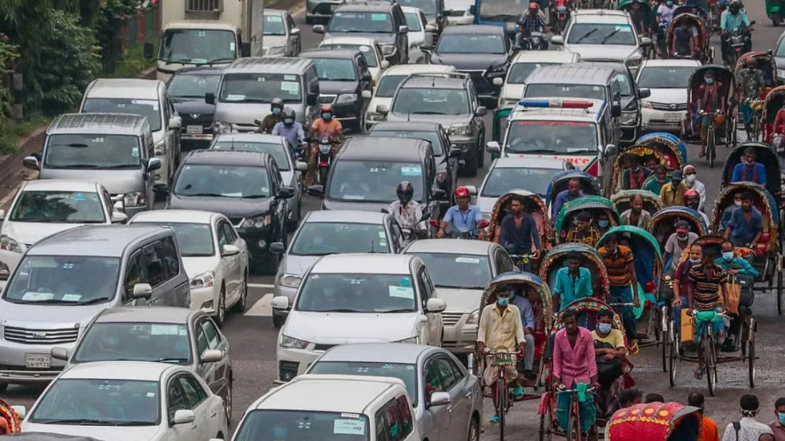 নিবন্ধনহীন গাড়ির কর ফাঁকি বছরে ৬ হাজার ২৫০ কোটি টাকা