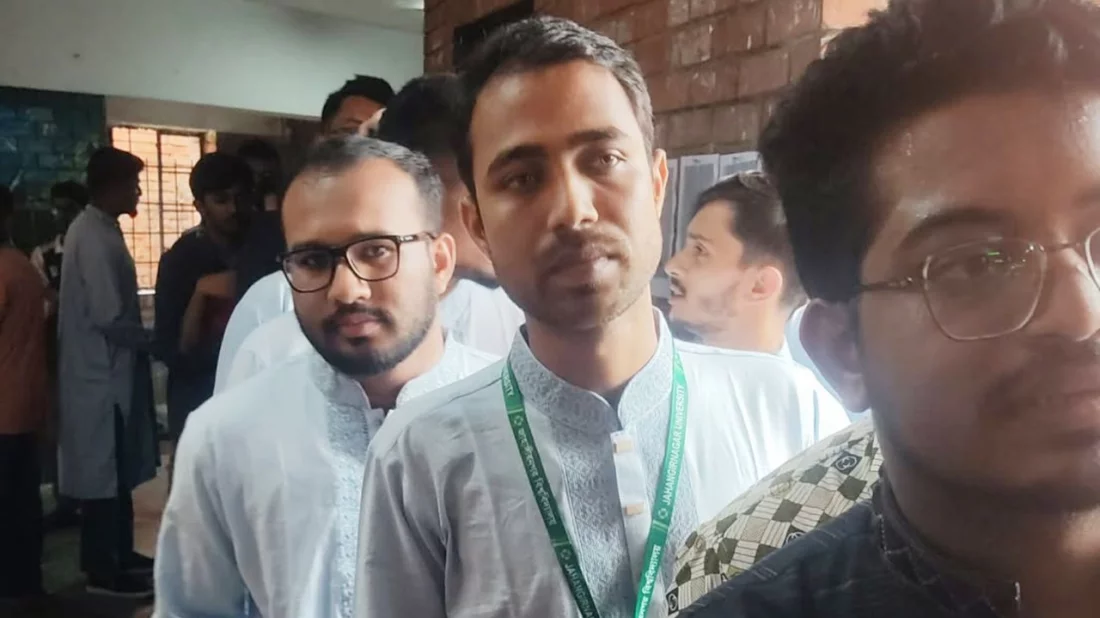 ভোট দিলেন ছাত্রদলের ভিপি প্রার্থী