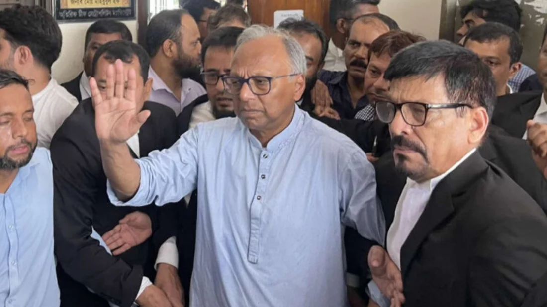 শেখ হাসিনাসহ তিন আসামির বিরুদ্ধে দ্বিতীয় দিনের সাক্ষ্য দিচ্ছেন মাহমুদুর রহমান