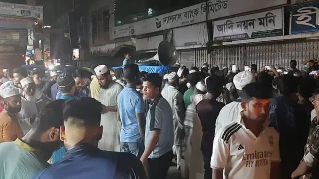 ভোলায় ঘরে ঢুকে মাদরাসার মুহাদ্দিস ও খতিবকে কুপিয়ে হত্যা