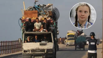 স্টারমারকে গাজায় ‘গণহত্যা’ থামিয়ে ‘আইনি দায়িত্ব’ পালনের আহ্বান গ্রেটা থুনবার্গের