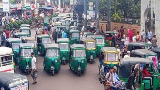 সিলেটে তৃতীয় দিনে আটক ৪৫ যানবাহন : মামলা ১২