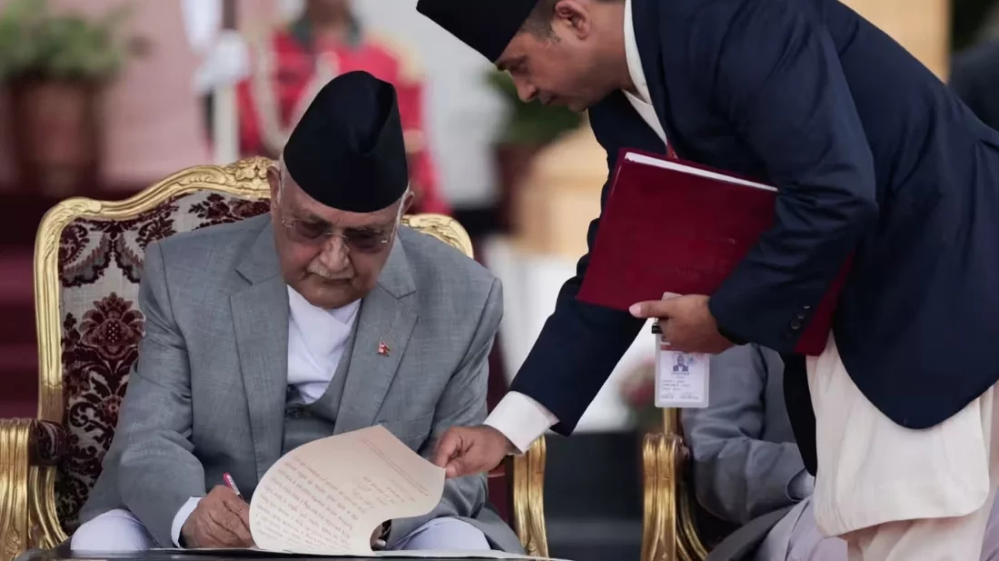 পদত্যাগের পর হদিস মিলছে না নেপালের প্রধানমন্ত্রীর