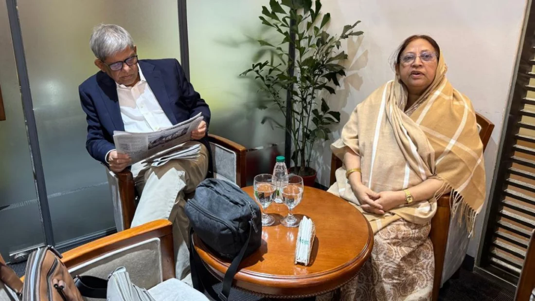 স্ত্রীর চিকিৎসায় সিঙ্গাপুর গেলেন মির্জা ফখরুল