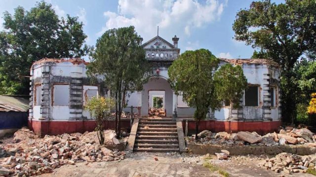 শতবর্ষী ‘মিনিস্টার বাড়ি’ রক্ষার দাবিতে রাস্তায় সিলেটবাসী