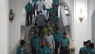 আত্মসমর্পণকারী সেনা কর্মকর্তারা নির্দোষ, মূল অপরাধীরা ভারতে পালিয়েছেন: আইনজীবী