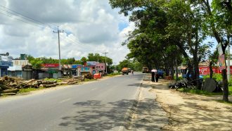 ঢাকা-সিলেট মহাসড়কে সাত সকালে প্রাণ গেলো সবজি ব্যবসায়ীর