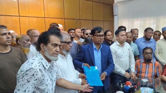 ‘সিলেটবাসীর দাবির সাথে একমত ডিসি’ : ১৫ দিনের আল্টিমেটাম