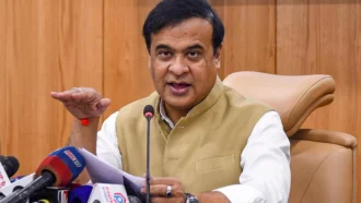 ‘আমার সোনার বাংলা’ গাওয়া নিয়ে আসামে তোলপাড়: রাষ্ট্রদ্রোহ মামলার নির্দেশ