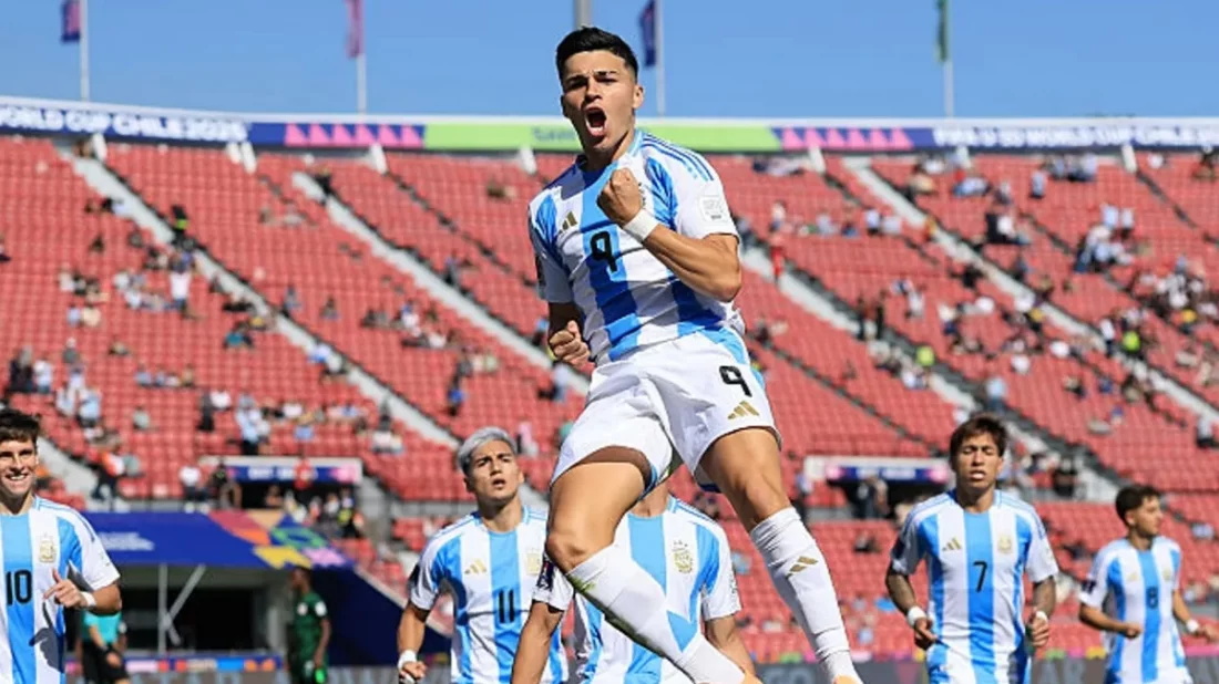 মেক্সিকোকে হারিয়ে সেমিফাইনালে আর্জেন্টিনা