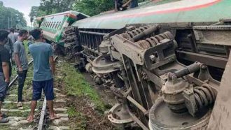 আড়াই ঘন্টা পর সিলেটের রেল যোগাযোগ স্বাভাবিক