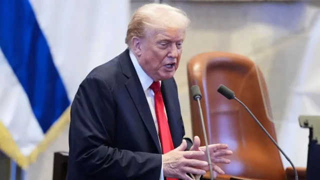 ইসরায়েলে দাঁড়িয়ে ইরানের দিকে ‘বন্ধুত্বের হাত’ বাড়ালেন ট্রাম্প