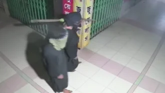 রাজধানীতে বোরকা পরে জুয়েলারি দোকানের ৫০০ ভরি স্বর্ণ চুরি