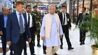 রোমের উদ্দেশে দেশ ছেড়েছেন প্রধান উপদেষ্টা