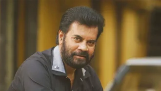 ইলিয়াস কাঞ্চনের ব্রেন টিউমার, লন্ডনে থেরাপি চলছে