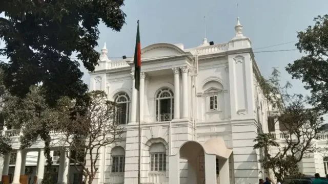 ছয়জনের মরদেহ পোড়ানোসহ সাতজনকে হত্যার অভিযোগে ১৬ জনের বিরুদ্ধে সাক্ষ্যগ্রহণ আজ
