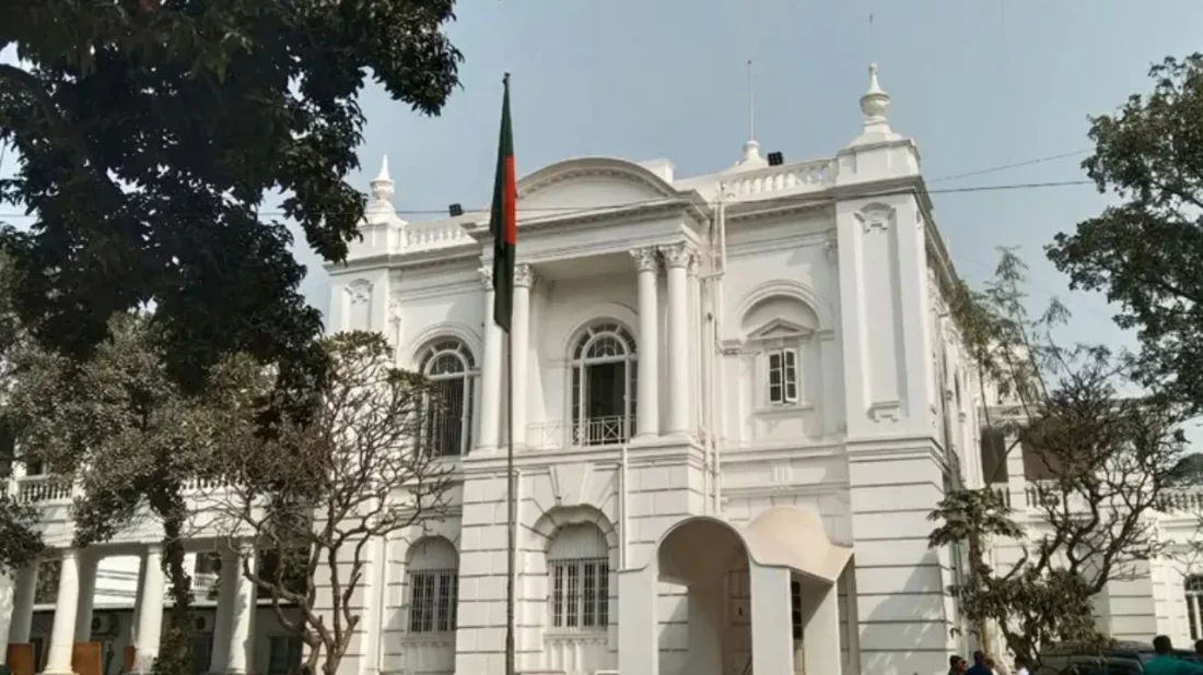 ছয়জনের মরদেহ পোড়ানোসহ সাতজনকে হত্যার অভিযোগে ১৬ জনের বিরুদ্ধে সাক্ষ্যগ্রহণ আজ