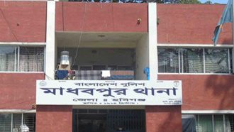 ওসির প্রচেষ্টায় ধরা পড়ছে দাগি অপরাধী, জনমনে ফিরেছে স্বস্তি