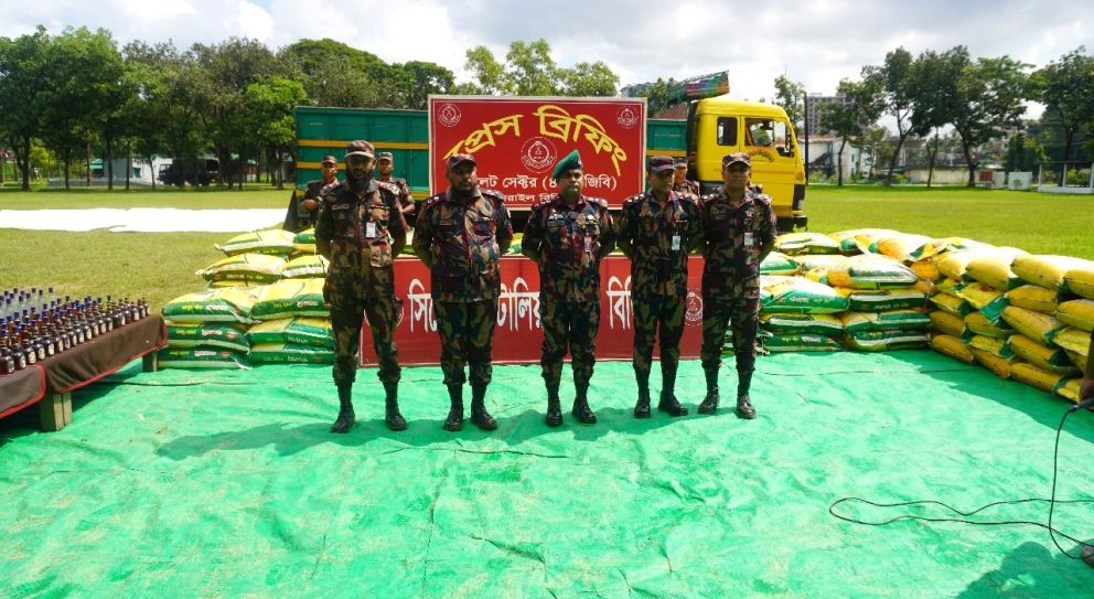 সিলেটে দেড় কোটি টাকার ভারতীয় পণ্য জব্দ
