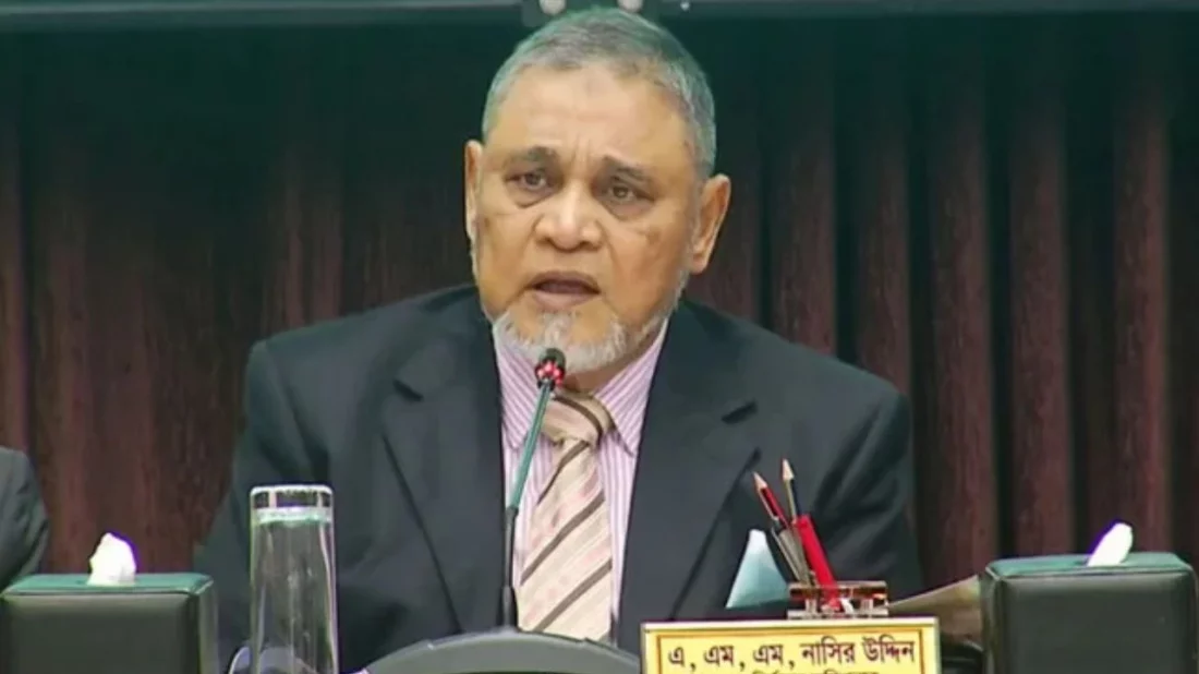 ১০ লাখ সরকারি চাকরিজীবীর ভোটের ব্যবস্থা করা হচ্ছে: সিইসি