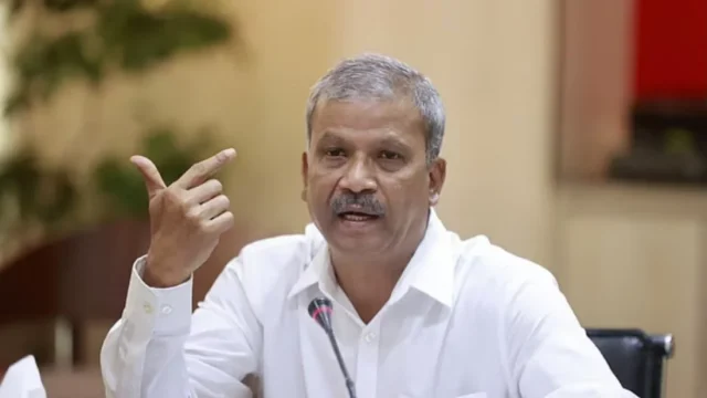 আগামী ৫ বছরের মধ্যে অর্ধেকের বেশি মামলার জট কমবে: আইন উপদেষ্টা