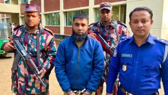 ইয়াবা কারবারি ফরিদ গ্রেফতার