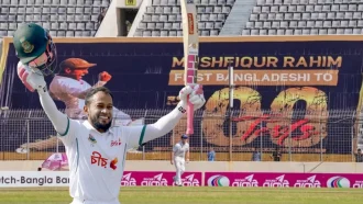 শততম ম্যাচে সেঞ্চুরি দিয়েই রাঙালেন মুশফিক