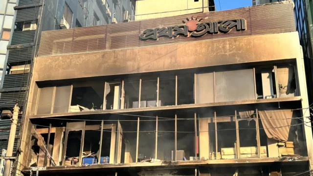 কেন অ্যাকশনে যায়নি ব্যাখ্যা দিলো পুলিশ