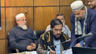 সিলেট-৬ আসনে ফুরফুরে মেজাজে জামায়াত প্রার্থী সেলিম উদ্দিনের মনোনয়ন দাখিল