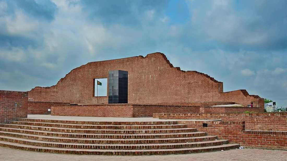 জাতির শ্রেষ্ঠ সন্তানদের স্মরণের দিন আজ