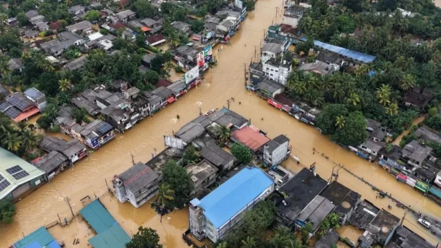 বন্যা ও ভূমিধসে দক্ষিণ-পূর্ব এশিয়ার চার দেশে মৃতের সংখ্যা বেড়ে ৯৩৩