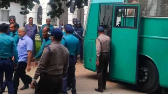 গুমের মামলায় ১০ সেনা কর্মকর্তাকে আনা হলো ট্রাইব্যুনালে