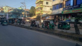 নির্বাচনী আগাম প্রচারণার জঞ্জাল মুক্ত বিয়ানীবাজার 