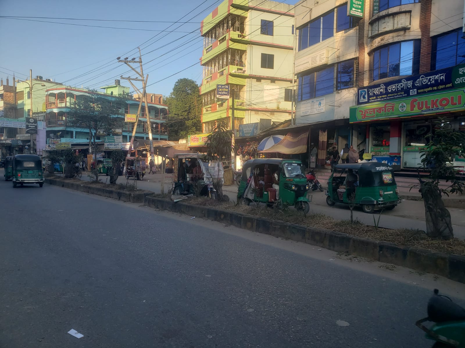 নির্বাচনী আগাম প্রচারণার জঞ্জাল মুক্ত বিয়ানীবাজার 