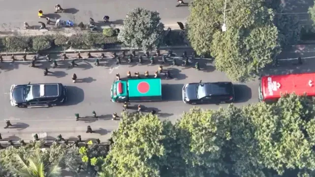 সংসদের দক্ষিণ প্লাজায় পৌঁছেছে খালেদা জিয়ার মরদেহ