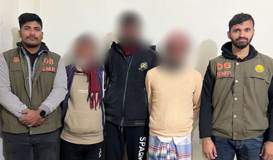 সিলেটে জুয়ার আস্তানায় পুলিশের হানা, আটক ৩