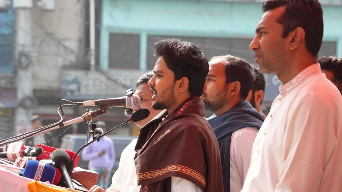 শেখ হাসিনার মতো আরেকটি দল গত ১৭ মাস ধরে ফ্যাসিবাদ কার্যক্রম চালাচ্ছে: আসিফ মাহমুদ