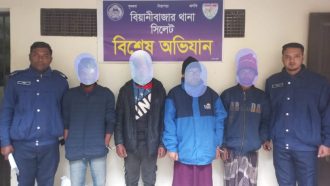 বিয়ানীবাজারে পুলিশের সাঁড়াশি অভিযানে মাদকসহ গ্রেফতার ৪