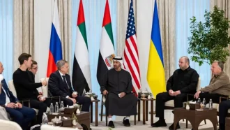 প্রথমবারের মতো ত্রিপক্ষীয় বৈঠকে ইউক্রেন, রাশিয়া ও যুক্তরাষ্ট্র