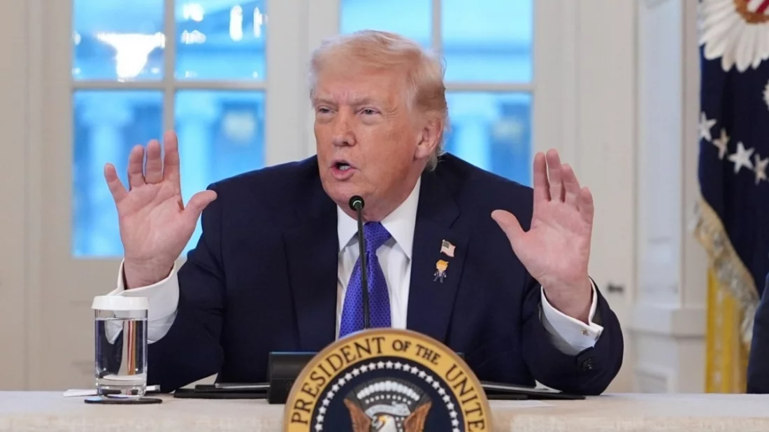 গ্রিনল্যান্ড দখলে অনড় ট্রাম্প, ব্যর্থ হলো যুক্তরাষ্ট্র-ডেনমার্ক বৈঠক