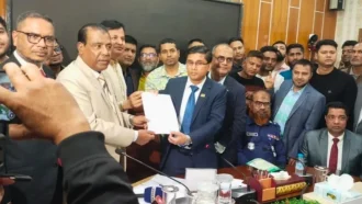 বগুড়া-৬ আসনে ‘ধানের শীষ’ প্রতীক পেলেন তারেক রহমান