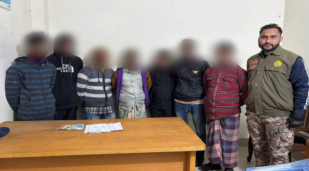 সিলেটের শাহী ঈদগাহ থেকে গ্রেপ্তার ওরা ৭জন