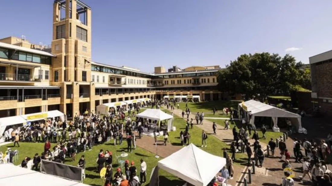 বাংলাদেশ ও ভারতসহ ৪ দেশের শিক্ষার্থীদের ভিসায় অস্ট্রেলিয়ার কড়াকড়ি