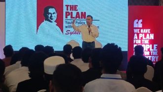 বিএনপি ক্ষমতায় গেলে চার কোটি ফ্যামিলি কার্ড দেওয়া হবে : তারেক রহমান