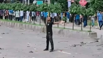 আবু সাঈদ গুলিতে মারা যাননি, গেঞ্জিতে ছিদ্র ছিল না: আসামিপক্ষের আইনজীবী